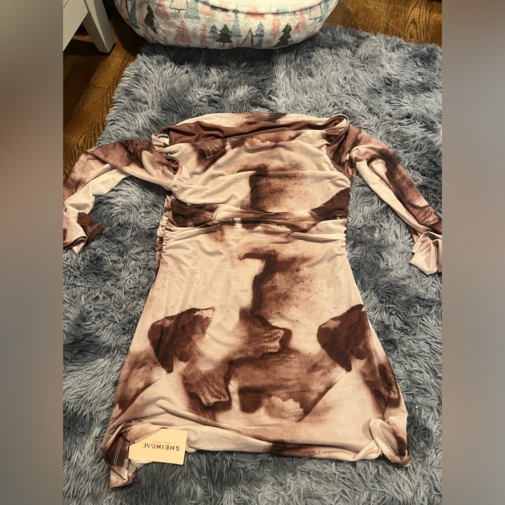 Women’s dress